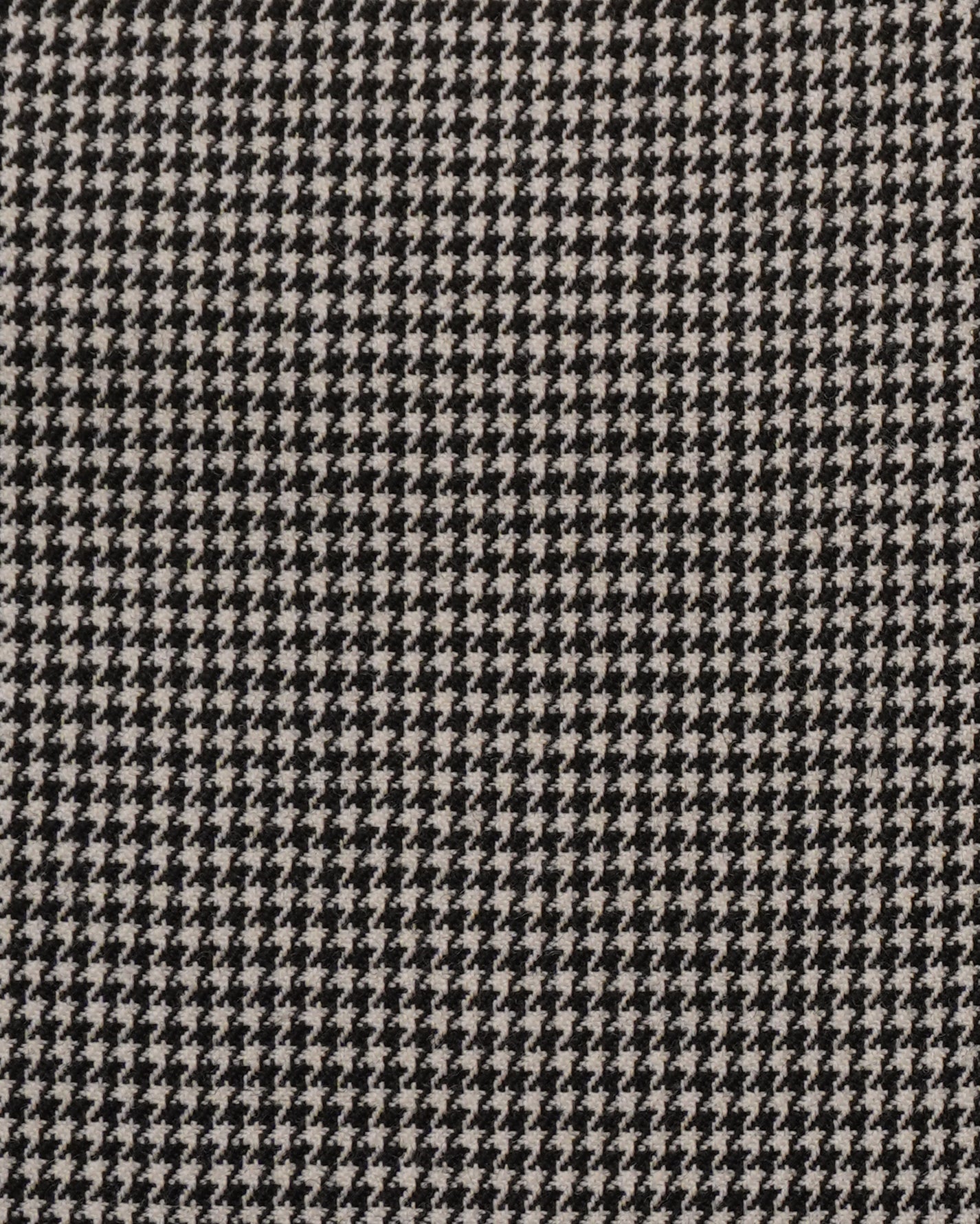 Houndstooth: 100% Merino Wool
