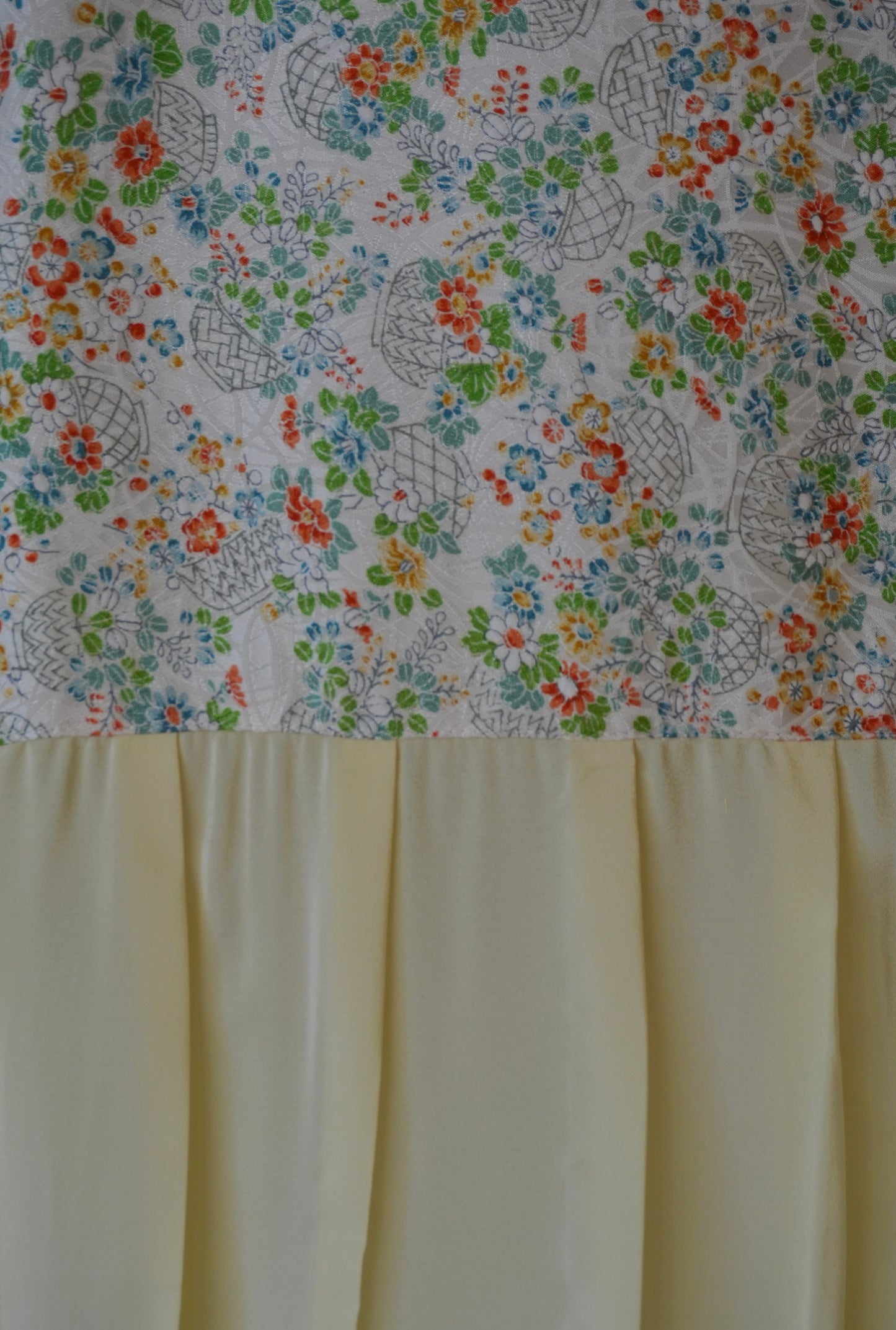 L Size Floral Silk Shirt (No. 33/100)