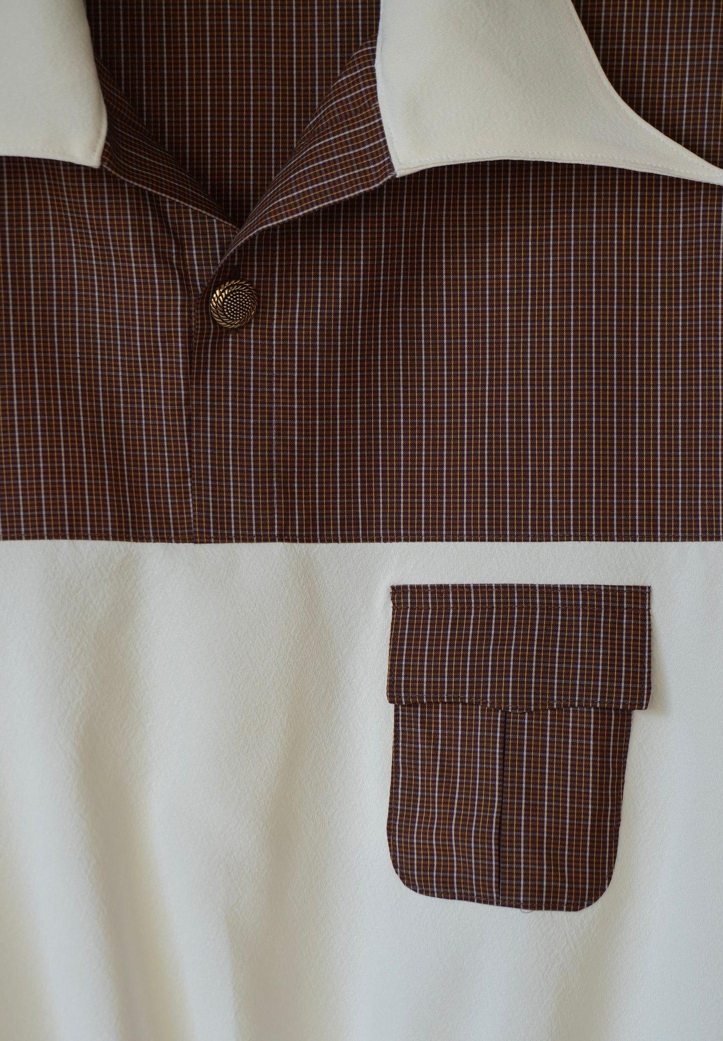 M Size Brown Silk Shirt (No. 15/200)