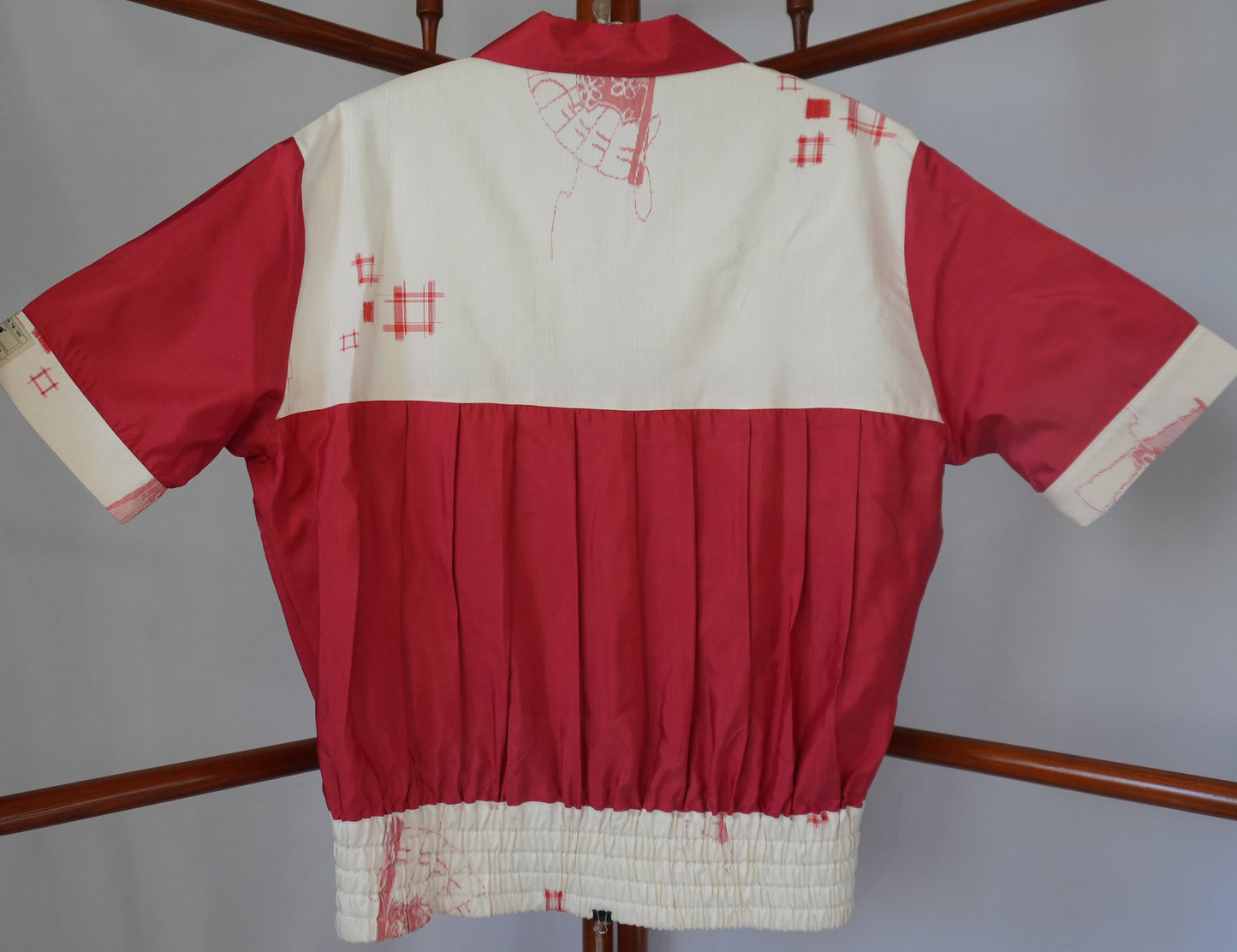 L Size Light Red Silk Shirt (No. 79/100)