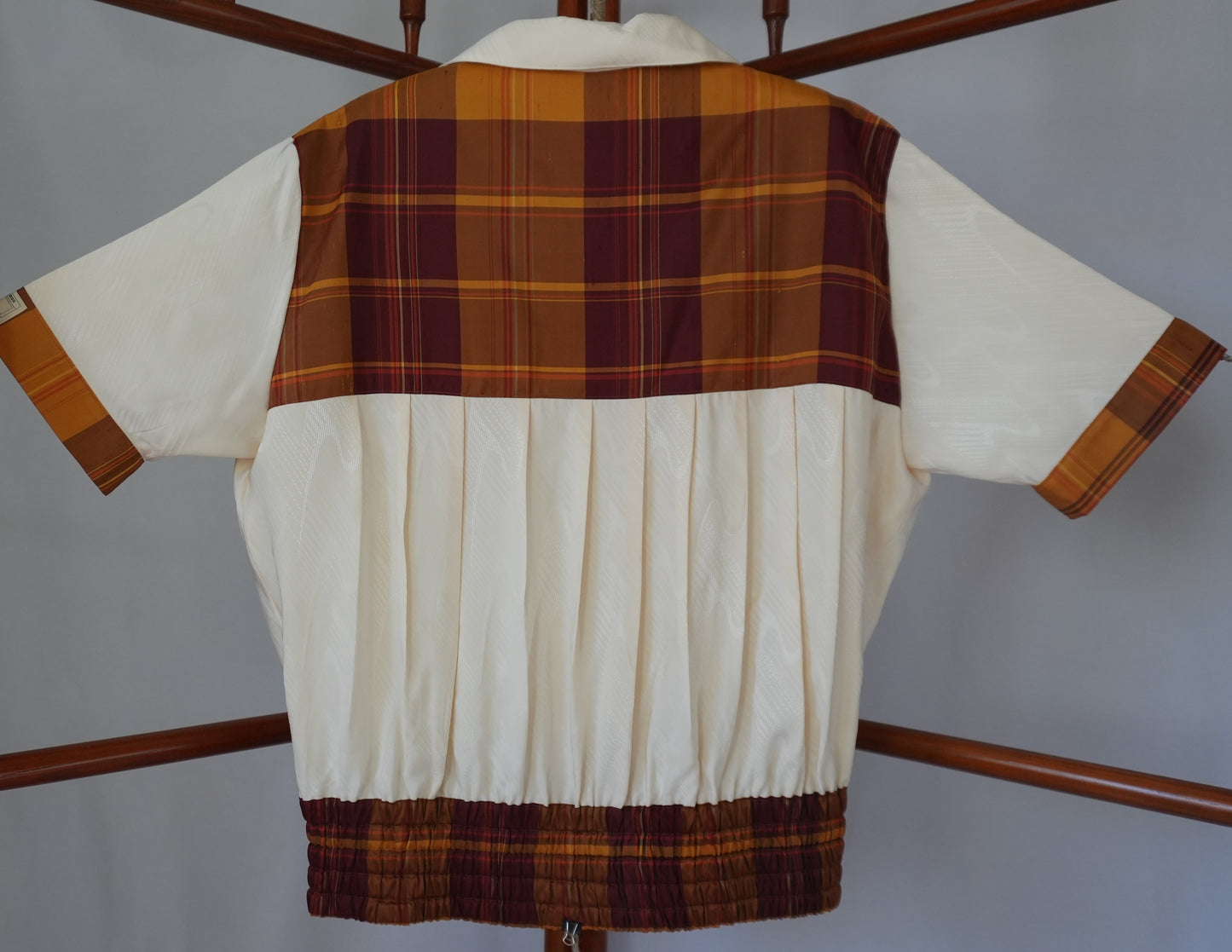 L Size Brown Checkered Silk Shirt (No. 25/200)