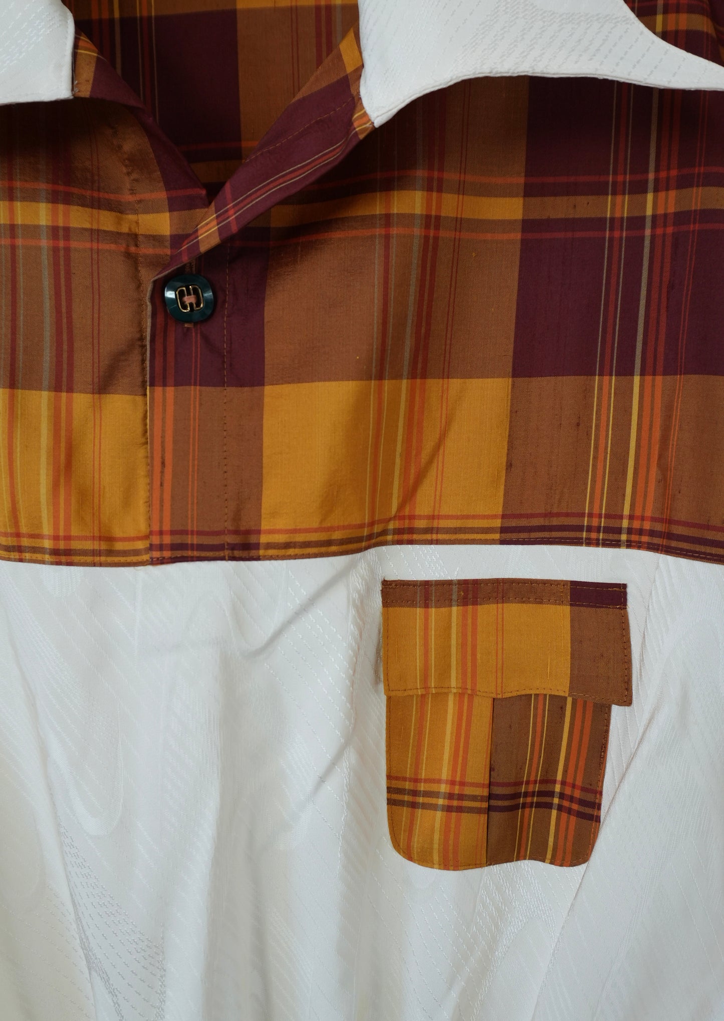 L Size Brown Checkered Silk Shirt (No. 24/200)