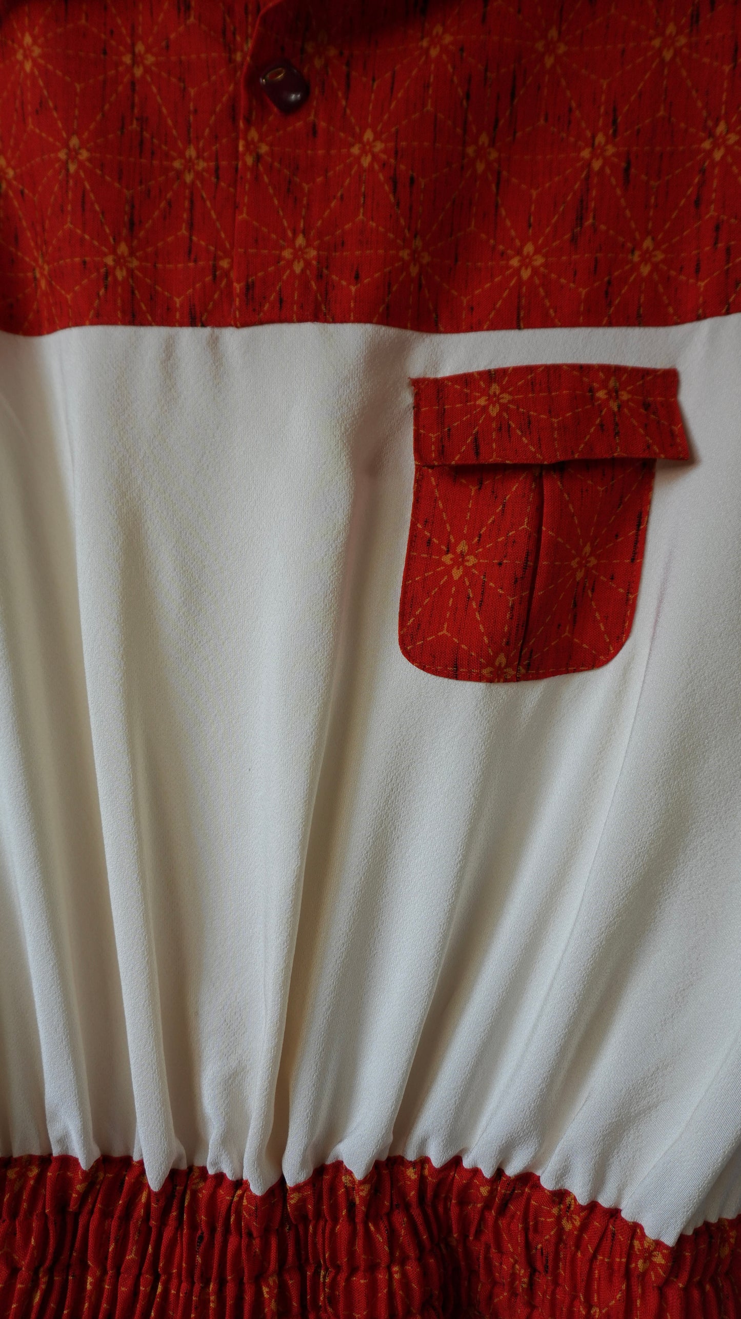 M Size Red X White Patterned Silk Shirt (No. 20/100)