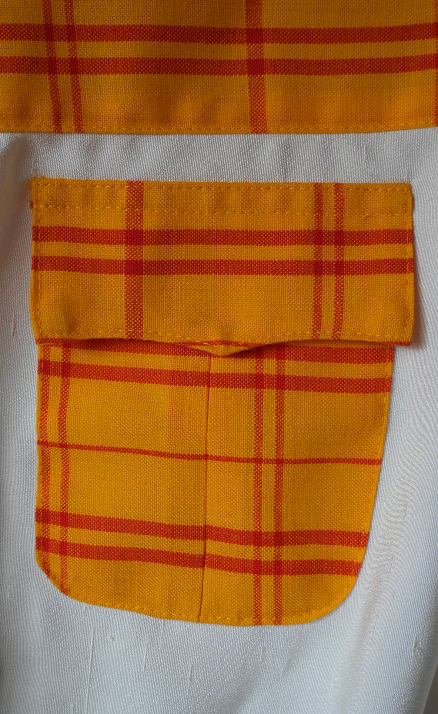 M Size Yellow Checkered Silk Shirt (No. 50/100)